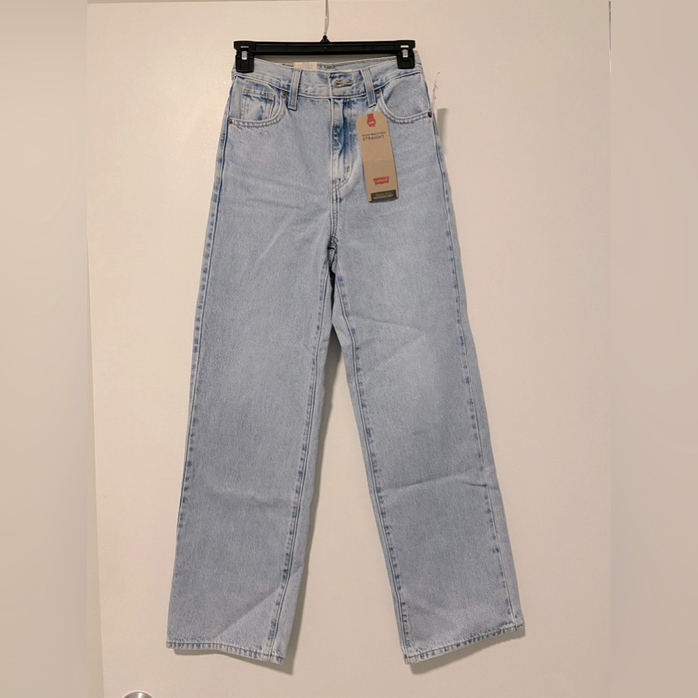 Levi’s High Waisted Straight Leg Jeans | 23 x 29 in Charlie Boy Light Wash NWT